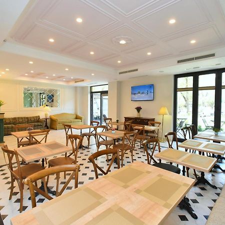 Hotel Avenue 30 Yerevan Bagian luar foto