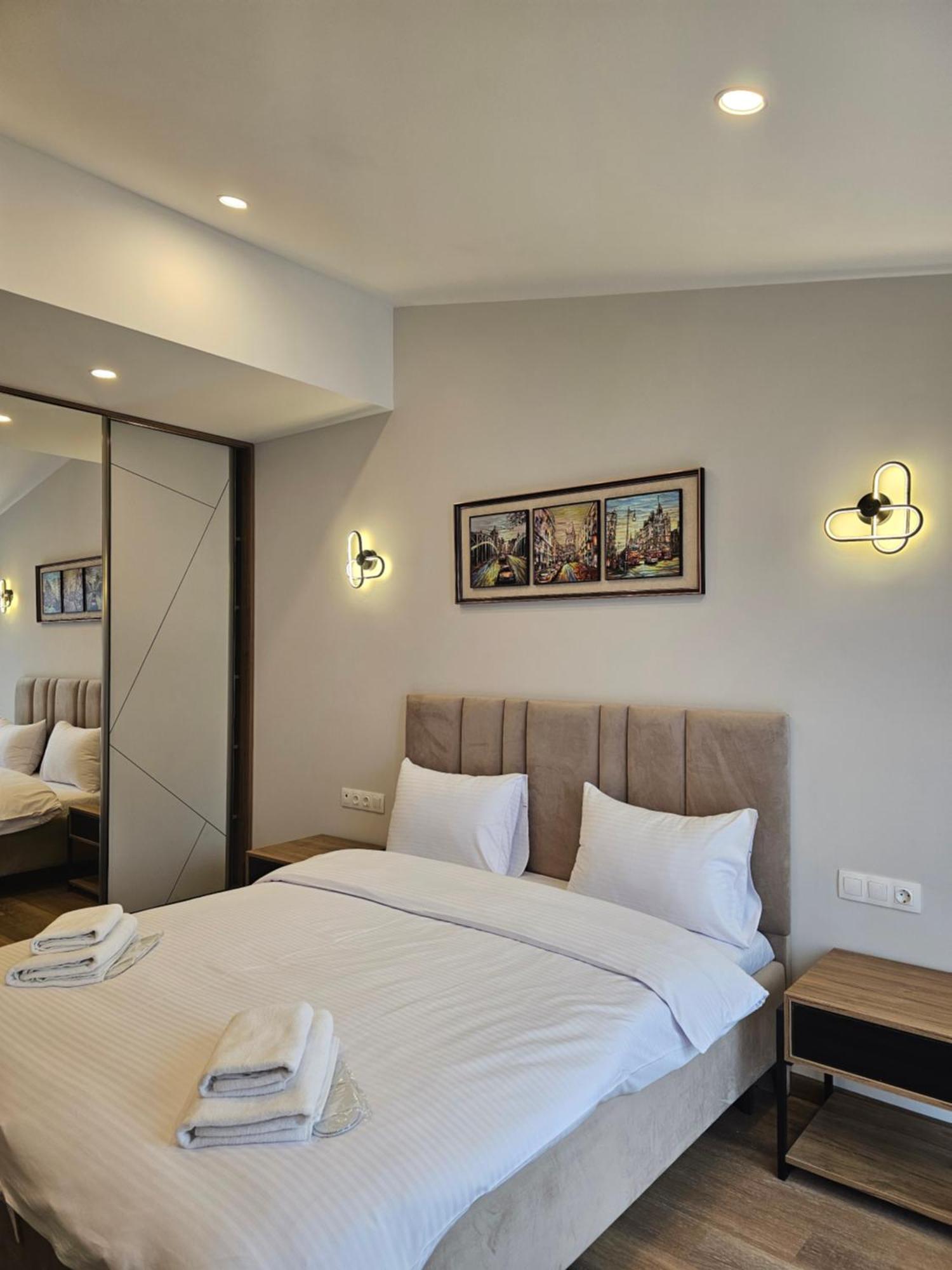 Hotel Avenue 30 Yerevan Bagian luar foto