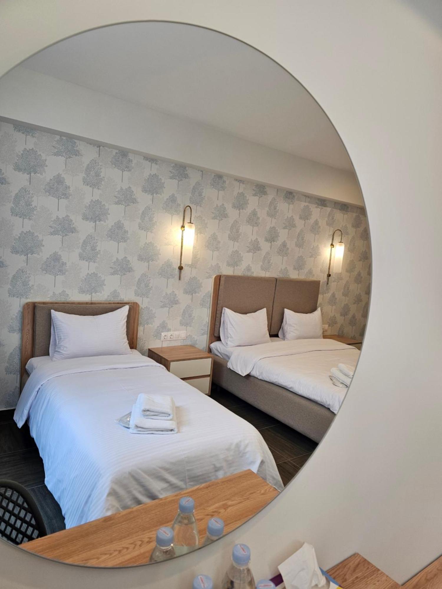 Hotel Avenue 30 Yerevan Bagian luar foto